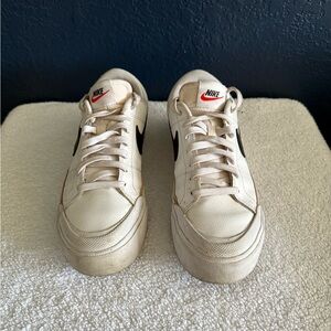 Nike Court Legacy Platform Sneaker